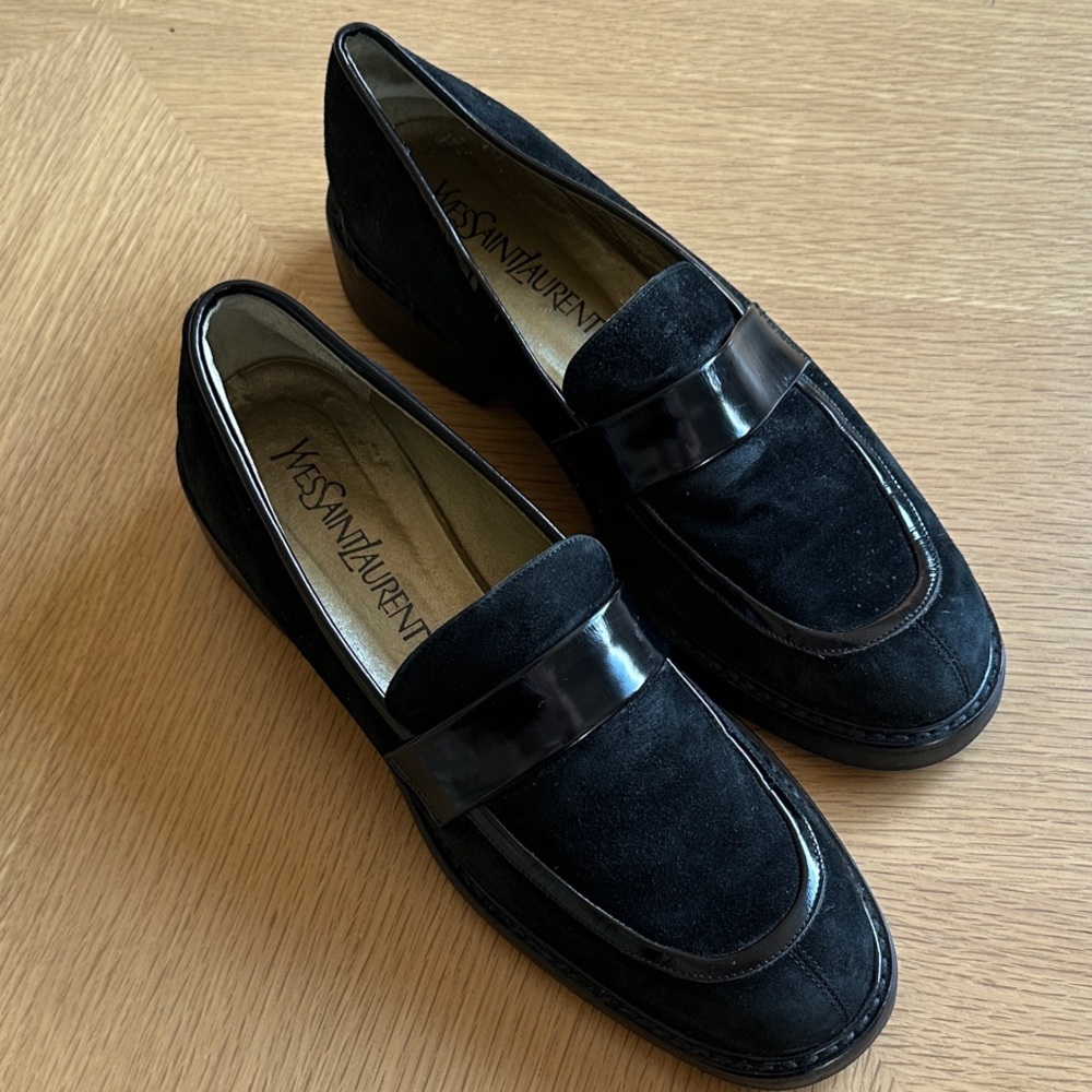 Yves Saint Laurent 90’s Women's Black Suede Loafers